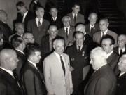 Congresul al IX-lea al P.C.R.- conducătorii de partid într-un grup de delegaţi.