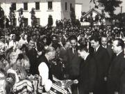 Membri ai conducerii de partid şi de stat vizitând regiunea Argeş (Piteşti)