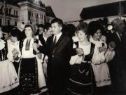 Aspect din timpul vizitei conducătorilor de partid şi de stat în regiunea Mureş Autonomă Maghiară (Odorhei)