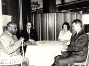 Primirea la reşedinţa rezervată oaspeţilor (în Liberia), de către (3 martie 1974)., a secretarului general al partidului, The True Whig. (4 martie 1974).