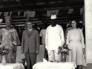 Vizita lui Nicolae Ceauşescu în Guineea. Oaspeţii vizitează Kankanul.  (12 martie 1974).