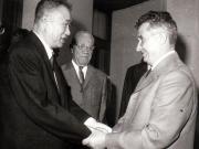 Primirea lui Kim-Ir, membru al Comitetului Politic al C.C. al Partidului Muncii din Coreea.      (15 iulie 1974).