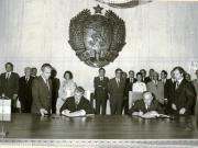 Vizita oficială de prietenie în R.P. Bulgaria a lui Nicolae Ceauşescu însoţit de Elena Ceauşescu şi alţi conducători de partid şi de stat. Semnarea documentelor.(5-8.IX.1977)