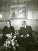 Vizita de prietenie a preşedintelui Republicii Arabe Egipt, M.A. El Sadat, în România. Convorbiri la Sinaia.(29-31.X.1977)