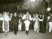 Conducători de partid şi de stat în mijlocul tineretului la revelionul organizat la Complexul expoziţional din Piaţa Scânteii.(1.I.1978)