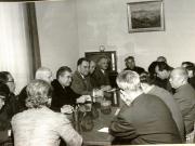 Primirea la sediul C.C. al P.C.R., de către Paul Niculescu – membru al Comitetului Politic Executiv şi Vasile Muşat – secretar al C.C. al P.C.R., a delegaţiei Asociaţiei de prietenie a poporului chinez cu străinătatea şi a Asociaţiei de prietenie China-România, condusă de Wang Pin-nan. Au mai participat: Dumitru Turcuş, I. Popescu-Puţuri, Ion Botar – secretar I.R.R.C.S. şi ambasadorul R.P. China la Bucureşti – Li Tinciuan. (14.IV.)(6-16.IV.1978)