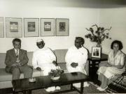 După vizitele oficiale întreprinse în unele ţări din Asia, în drum spre ţară, Nicolae Ceauşescu, Elena Ceauşescu şi persoanele care îi însoţesc au făcut o vizită la Delhi, unde s-au întâlnit cu primul ministru al Republicii India, Morarji Desai.(30.V.1978)