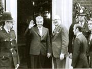 Vizita oficială de stat efectuată de preşedintele Nicolae Ceauşescu, Elena Ceauşescu, alţi conducători de partid şi de stat în Marea Britanie. Înaintea dejunului oferit de prim ministrul James Callaghan (14.VI.)(13-16.VI.1978)