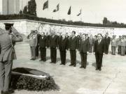 Depuneri de coroane cu prilejul aniversării eliberării României, la Monumentul eroilor patriei.(22.VIII.1978)