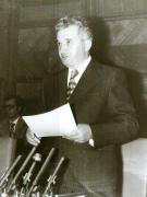 Nicolae Ceauşescu, secretar general al P.C.R., rostind cuvântul de încheiere a lucrărilor Plenarei C.C. al P.C.R.(1.XI.1978)
