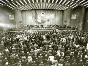 Aspect din Sala Palatului Republicii, unde s-a desfăşurat Sesiunea solemnă comună a C.C. al P.C.R., Consiliului Naţional al Frontului Unităţii Socialiste, a Marii Adunări Naţionale consacrată sărbătoririi a şase decenii de la făurirea statului naţional unitar român.(1.XII.1978)