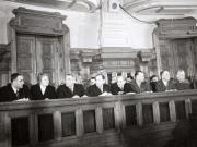 Gheorghe Gheorghiu –Dej, Ana Pauker, Vasile Luca, Teohari Georgescu, Chişinevselu Iosif, Emil Bodnăraş, Chivu Stoica, Lothar Rădăceanu, pe banca ministerială, cu prilejul deschiderii celei de-a 10-a sesiuni a Marii Adunări Naţionale în cadrul căreia s-a luat în discuţie proiectul de lege pentru aprobarea bugetului de stat al R.P.R. pe anul 1951. (5.04.1951).