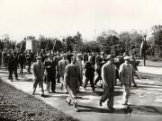 Gheorghe Gheorghiu –Dej, Petru Groza, Ş.I. Kavtaradze, Al. Moghioroş, Gh. Stoica, Petre Borilă, Rădăceanu Lothar, Teohari Georgescu, Vasile Luca, Gh. Apostol, vizitând parcul de cultură şi odihnă „I.V. Stalin”, după inaugurare. (1.05.1951).