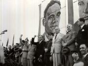 Gheorghe Gheorghiu –Dej, Petru Groza, Gh. Tătărăscu, Kavtaradze, Susaikov, Th. Georgescu, Zaroni, G-ral Vasiliu Răşcanu, P. Constantinescu-Iaşi în tribuna oficială, primind demonstraţia oamenilor muncii cu prilejul zilei de 1 Mai 1946 (Piaţa Victoriei). (01.05.1946).