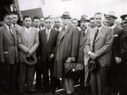 Membrii delegaţiei guvernamentale române pe Aeroportul Băneasa înainte de plecare la Conferinţa de Pace de la Paris. Din delegaţie au făcut parte: Dej, Şt. Voitec, Gh. Tătărăscu, M. Ralea, L. Pătrăşcanu, I. Gh. Maurer, G-ral Vasiliu Răşcanu. (11.08.1946).