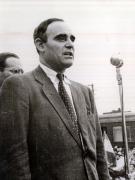 Delegaţia guvernamentală română care a participat la Conferinţa de Pace de la Paris se întoarce în ţară. Primirea făcută în Gara Ploieşti-Vest. Din delegaţie au făcut parte Dej, Gh. Tătărăscu, Şt. Voitec, G-ral Dămăceanu şi alte persoane. Dej vorbind. (21.09.1946).