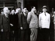 Gheorghe Gheorghiu –Dej, Şt. Voitec, Acad. Gh. Nicolau, Fl. Bagdasar, Gh. Tătărăscu, P. Groza, membrii ai delegaţiei române la Conferinţa Păcii de la Paris, la sosirea în Gara Băneasa. (21.09.1946).