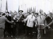 Plecarea de la mitingul din Gara Băneasa, care a avut loc cu prilejul înapoierii în ţară a delegaţiei române care a participat la Conferinţa Păcii de la Paris. Din delegaţie au făcut parte: Dej, Şt. Voitec, Gh. Tătărăscu, P. Groza, Fl. Bagdasar, G-ral Dămăceanu (21.09.1946).