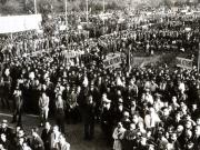 Aspect de la mitingul din Gara Băneasa, cu prilejul înapoierii în ţară a delegaţiei române care a participat la Conferinţa Păcii de la Paris. Din delegaţie au făcut parte: Dej, Şt. Voitec, I.G.Maurer, ş.a. (21.09.1946).