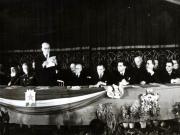 Aspecte de la festivitatea organizată la Ateneu la 19.10.1946 cu prilejul sărbătoririi zilei prieteniei româno-sovietice. Participă: Gh. Gheorghiu–Dej, Gh. Tătărăscu, P. Groza, I.G. Maurer, C.I. Parhon, M. Sadoveanu, reprezentanţi diplomatici şi militari ai U.R.S.S., ş.a. (19.10.1946).