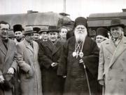 Întoarcerea din U.R.S.S. a delegaţiei ortodoxe române condusă de Patriarhul Nicodim. În gara Mogoşoaia delegaţia a fost întâmpinată de: Dej, E. Bodnăraş, P. Groza, Th. Georgescu, S. I. Kavtaradze, Patriarhul Nicodim, Anton Alexandrescu, ş.a. (6.11.1946).