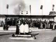 Gh. Gheorghiu–Dej şi alte persoane participă la solemnitatea inaugurării viaductului de la Caracău. (10.11.1946).