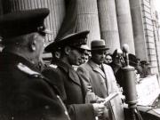 Gh. Gheorghiu–Dej la marea întrunire B.P.D. a soldaţilor şi ofiţerilor din Piaţa Universităţii. A mai participat G-ral V. Răşcanu, ş.a. (17.11.1946).