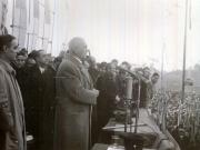 Gh. Gheorghiu–Dej, P. Groza, Fl. Bagdasar, ş.a. în tribună la marele miting al oamenilor muncii din Piaţa Naţiunii, cu prilejul victoriei forţelor democrate în alegeri. (22.11.1946).