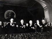 Gh. Gh.-Dej, C. I. Parhon, S. I. Kavtaradze, Nichitin, Ana Pauker în prezidiul adunării festive de la Ateneul Român, cu prilejul celei de a 33-a aniversări a Marii Revoluţii Socialiste din Octombrie. (6 noiembrie 1950)