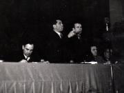 Gh.Gh. Dej, Chivu Stoica, I. Gh. Maurer şi alte persoane în prezidiu, la lucrările Congresului Uniunii Sindicale C.F.R. care a avut loc în Sala Mare a Clubului de pe stadionul Giuleşti (C. Doncea, Brătfăleanu).(20 ianuarie 1945)