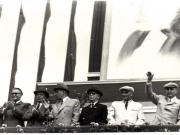 Gh. Gheorghiu-Dej, P. Groza, M. Constantinescu, Chivu Stoica, C.I.Parhon, V. Luca, ş.a., în tribuna oficială din Piaţa Aviatorilor, la demonstraţia oamenilor muncii din Capitală, cu prilejul zilei de 1 Mai.(01.05.1952).