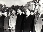 Gh. Gheorghiu-Dej, P. Groza, I. Chişinevschi, V.V. Kuzneţov, Gh. Apostol, ş.a., la solemnitatea de la Monumentul Eroilor Sovietici din Piaţa Victoriei, cu prilejul celei de-a 8-a aniversări a eliberării României de sub jugul fascist.(22.08.1952).