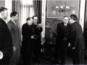 Gh. Gheorghiu-Dej, Gh. Apostol, I. Chişinevschi, Chivu Stoica, Petre Bele, ş.a., felicită laureaţii Premiului de Stat al R.P.R. pe anii 1950-1951 cu prilejul solemnităţii de la Consiliul de Miniştri.(10.12.1952).