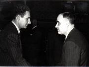 Gh. Gheorghiu-Dej la solemnitatea de la Consiliul de Miniştri înmânează diplomele, medaliile şi premiile laureaţilor Premiului de Stat al R.P.R. pe anii 1950-1951.(10.12.1952).