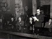 Gh. Gheorghiu-Dej, M. Sadoveanu, Gh. Apostol, P. Groza, Chivu Stoica, ş.a., la solemnitatea de la Consiliul de Miniştri cu prilejul decernării diplomelor, medaliilor şi premiilor laureaţilor Premiului de Stat al R.P.R. pe anii 1950-1951.(10.12.1952).