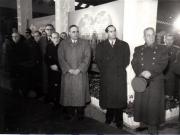 Gh. Gheorghiu-Dej, E. Bodnăraş, Al. Moghioroş, C. Pârvulescu, D. Coliu, I. Chişinevschi, M. Constantinescu, ş.a., la festivitatea deschiderii expoziţiei „Economia planificată a R.P.R. în plin progres” din parcul de cultură şi odihnă Herăstrău.(15.12.1952).