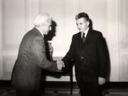Primirea la Bucureşti a lui Alvaro Cunhal, secretar general al Partidului Comunist Portughez (19 februarie1976).