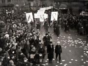 Demonstraţie comunistă în  în 13 februarie1945.