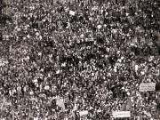 Aspect de masă din timpul desfăşurării lucrărilor Congresului Frontului Plugarilor în Bucureşti- iunie 1945.