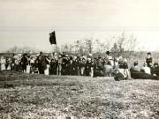 Ţărani din Oltenia în timpul aplicării Legii agrare din martie 1945.(martie 1945)