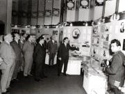 Vizitarea de către Nicolae Ceauşescu a expoziţiei „Dezvoltarea ştiinţei în România.” . (25 X 1966)