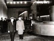 Membri ai conducerii de partid şi de stat la Hidrocentrala de pe Argeş cu prilejul intrării în funcţiune a acesteia. (9 XII 1966) 