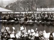 Membri ai conducerii de partid şi de stat la Hidrocentrala de pe Argeş cu prilejul intrării în funcţiune a acesteia. (9 XII 1966) 