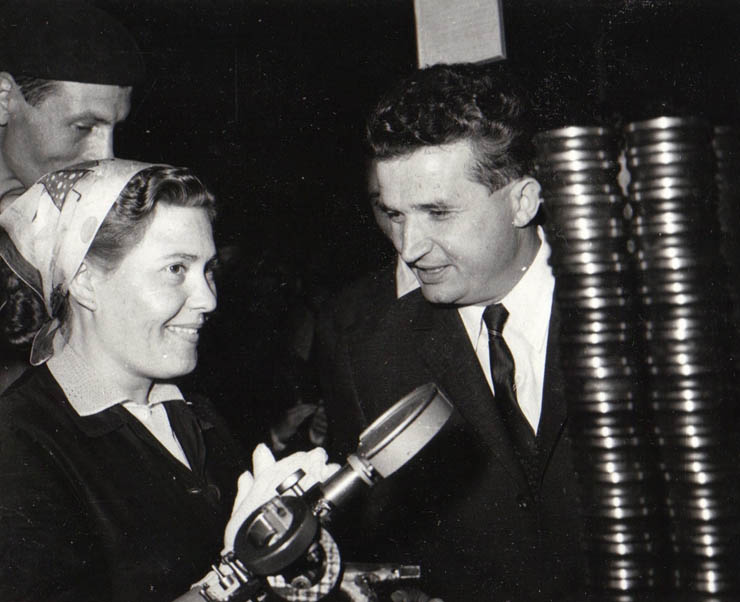 Aspect din timpul vizitei conducătorilor de partid şi de stat în regiunea Iaşi (Bârlad)