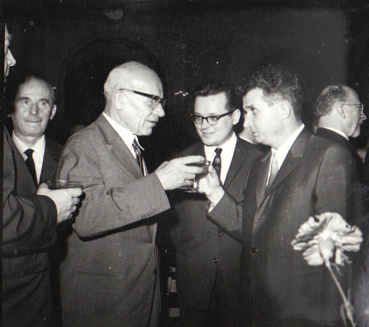 Aspect de la dejunul dat în onoarea delegaţiilor participante la Consfătuirea Comitetului Politic Consultativ al statelor participante la Tratatul de la Varşovia