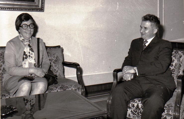 Primirea la Nicolae Ceauşescu a lui Herta Kuusinen, preşedinte de onoare al P.C. Finlandez, preşedinta .D.I.F.     (23  mai 1972).