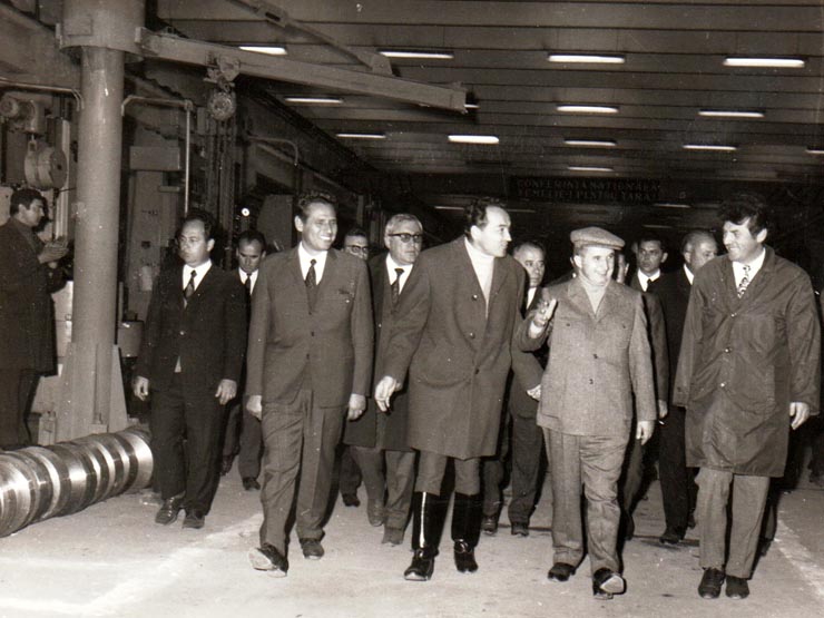 Vizita de lucru a lui Nicolae Ceauşescu la unităţi ale industriei constructoare de maşini din Braşov. (august 1972).