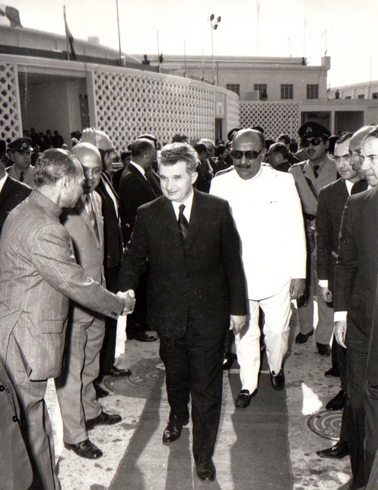 Aspecte din timpul vizitei oficiale de prietenie a preşedintelui Consiliului de Stat al României, Nicolae Ceauşescu împreună cu Elena Ceauşescu în Pakistan.(ianuarie 1973).