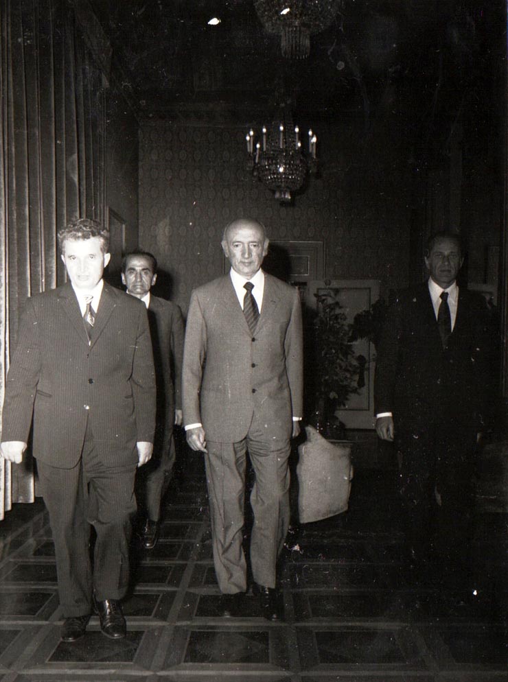 Aspecte din timpul vizitei oficiale de prietenie în Italia a preşedintelui Consiliului de Stat al României, Nicolae Ceauşescu.       (aprilie 1973).