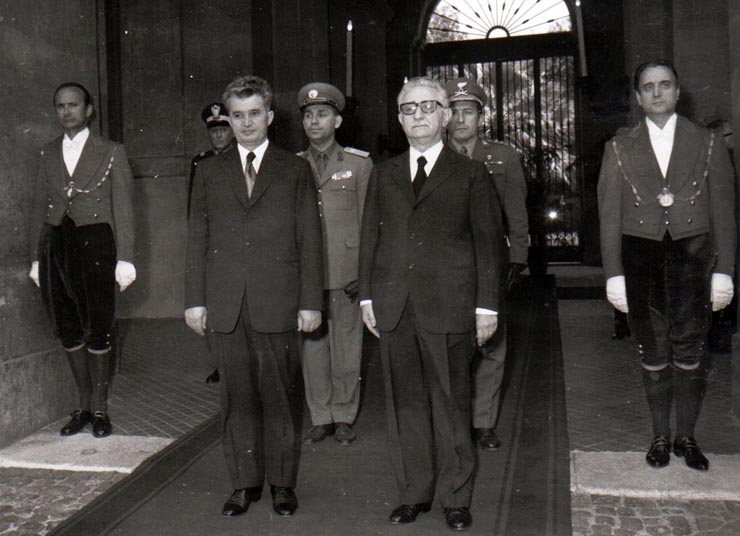 Aspecte din timpul vizitei oficiale de prietenie în Italia a preşedintelui Consiliului de Stat al României, Nicolae Ceauşescu.       (aprilie 1973).